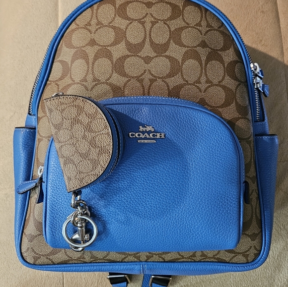Coach backpack+mini charm - Picture 3 of 8